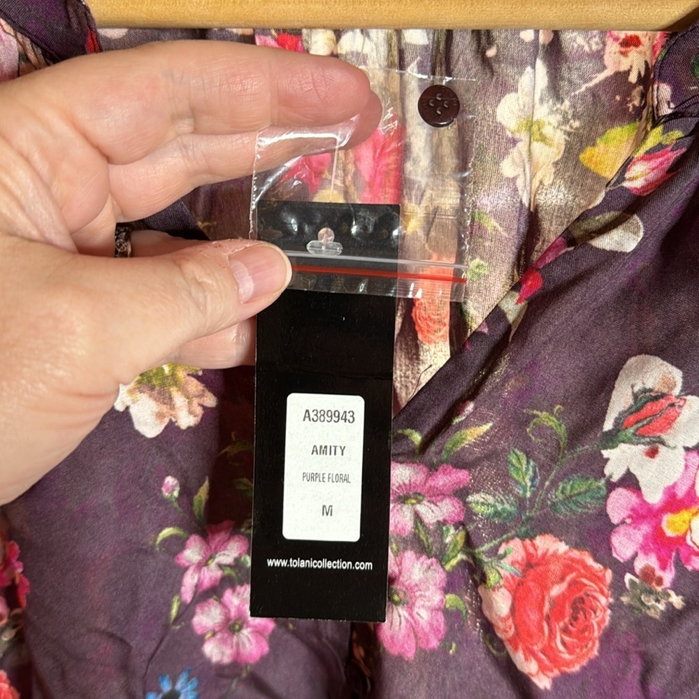 NWT Tolani Collection Button Down Long Sleeve Ruf… - image 8